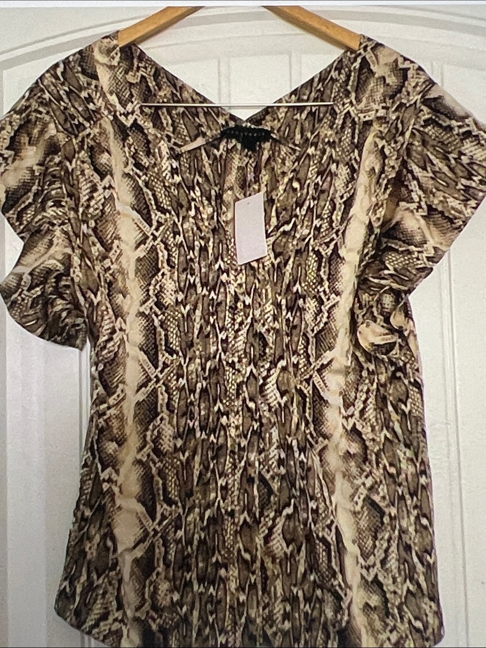 Anthropologie Sanctuary animal
Print sleeveless Top